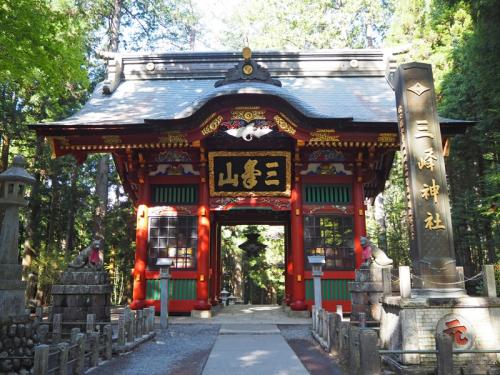 埼玉の旅2021〈３〉三峯神社、もみじ湖、野さかのみそ豚丼など