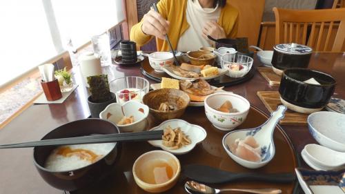 ０７．秋のリゾーピア熱海６泊　日本料理潮騒の連泊メニューの朝食