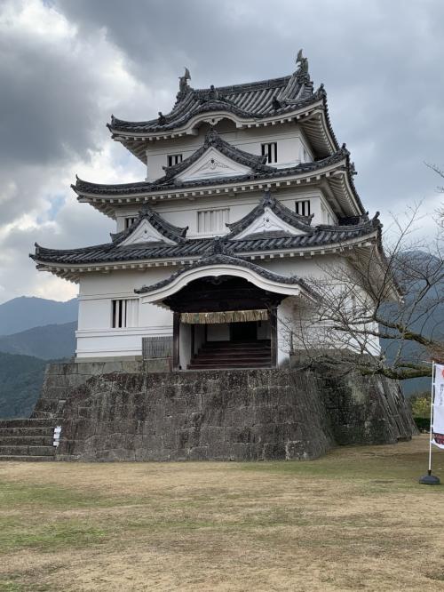 四国くるりきっぷで愛媛旅行③　現存12天守のある宇和島の街をぶらぶら散策