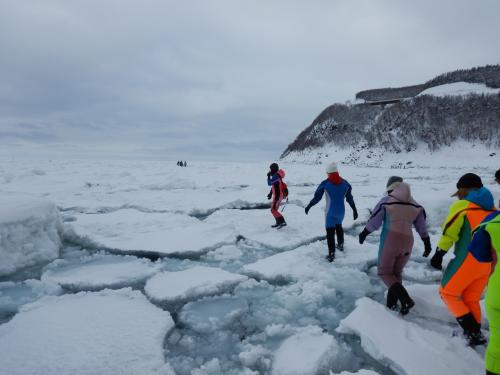 斜里_Shari　オホーツク海の『流氷ウォーク』！ウトロには3月上旬でも流氷が押し寄せていました
