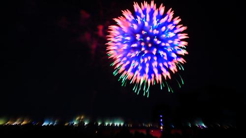 ３年ぶりに知多市の花火が開催されました