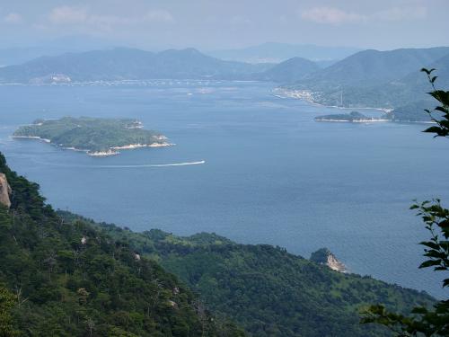 宮島ロープウェイで夏の弥山ヘ