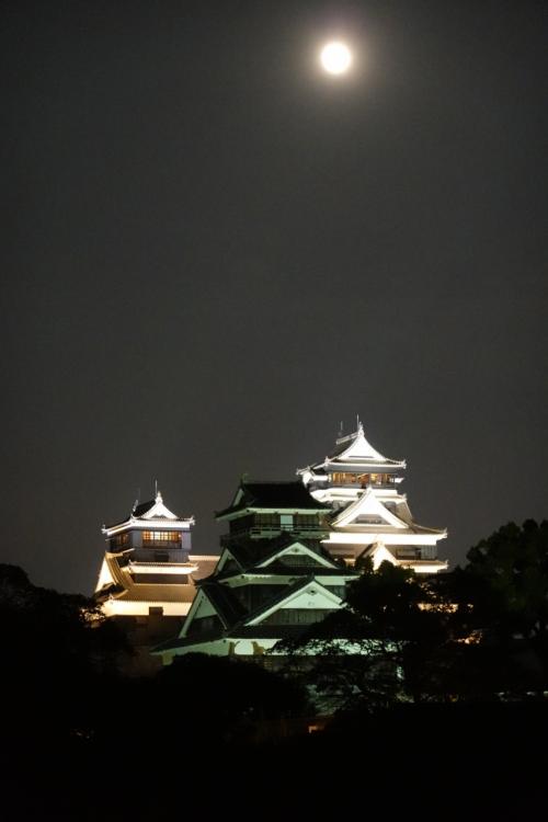 2022年　中秋の名月 熊本城