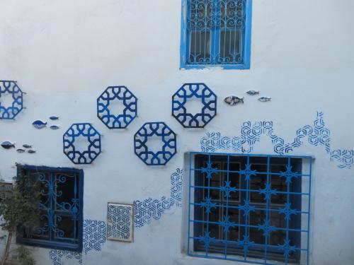 3年振りの海外はチュニジアから～世界文化遺産7つを巡る旅だけどチュニジアンブルーに魅せられて①