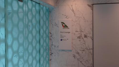 MEL QF First Class Lounge 