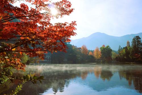 秋の紅葉、湯布院さんぽ＆由布岳登山－週末弾丸旅－