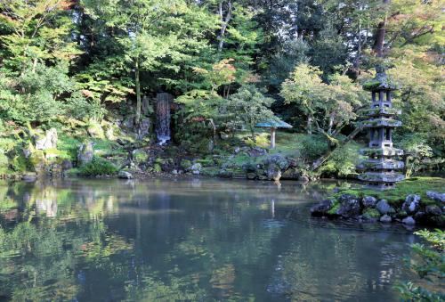 全国旅行支援で奥能登・金沢・富山の旅・・金沢城公園の兼六園とひがし茶屋街を訪ねます。