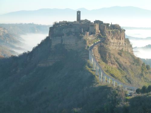 4年ぶりのイタリア（チヴィタ、ナポリ）一人旅