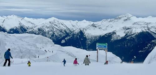 初ウィスラー ちょっと雪不足の年末スキー旅行 2泊3日