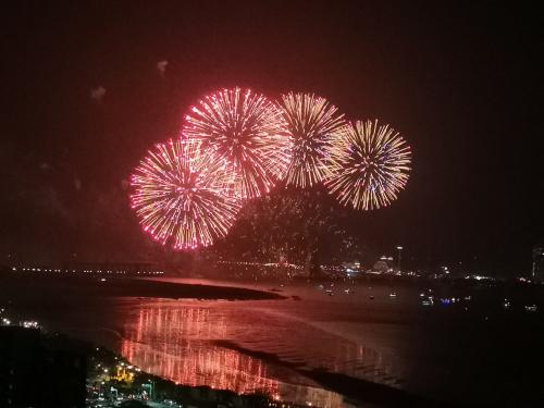 ２０２３年→２０２４年★新年快楽★年越しは台湾で★フォーポイントバイシェラトン八里で花火鑑賞