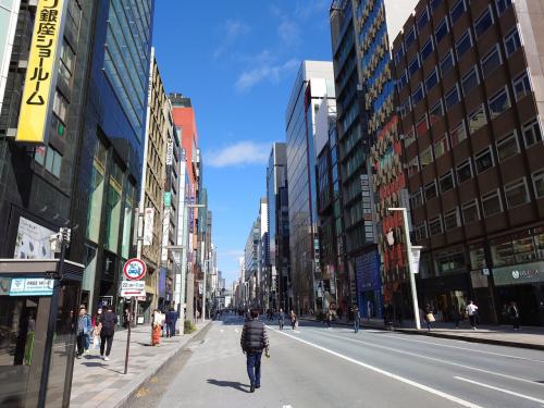 Bクンとふたり…銀座でなぜか月島ランチ！？「忘れてた…銀座に行って渡ラ準備だー…笑」