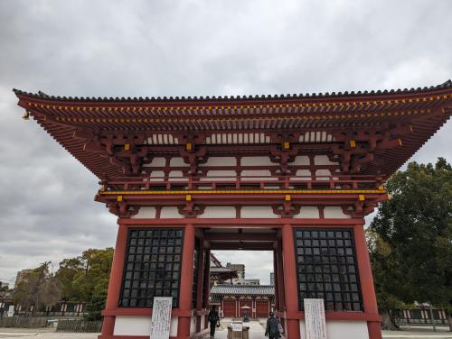 名前の通りお寺が多い天王寺区