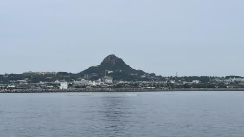 年度末の沖縄2泊3日～とんがり帽子の伊江島を訪ねてみたらタバコの葉が広がり、美猫の多い癒しの島でした。～1日目～
