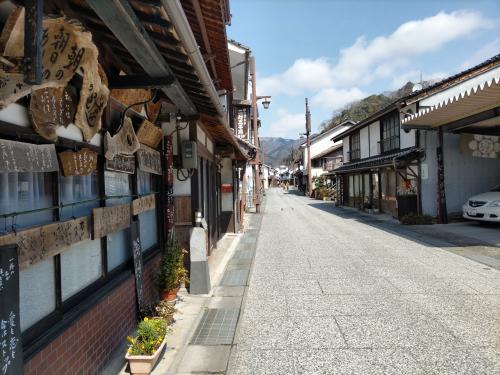 広島県福山市と岡山県真庭市の古い町並みを歩く