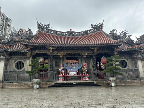 2024年8月　はじめていく台湾3日間　その１～龍山寺・西門町・丸林・寧夏夜市