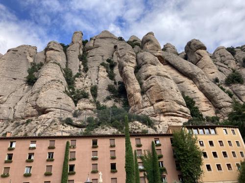 ☆2024.8 スペイン旅行-Day3-☆英語ツアーでモンセラット観光＆バルセロネータで海水浴☆