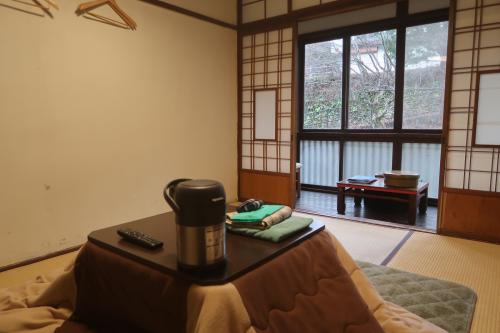 宮沢賢治ゆかりの宿「鉛温泉 藤三旅館湯治部」に泊まってまったり過ごす