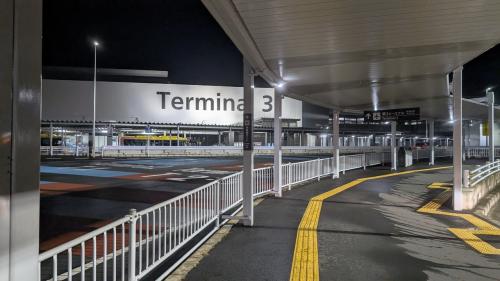 【検証】東京駅朝5時発のバスで成田6:30発の国内線は間に合うか？タイムチャレンジ！