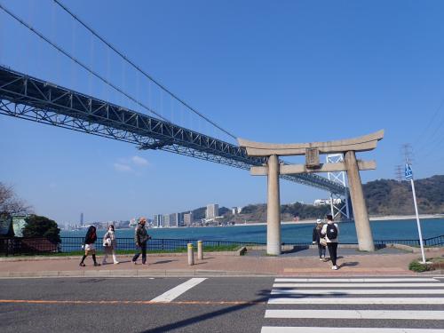 春旅は福岡県・・２日目午前は門司港レトロ・関門トンネル人道・唐戸市場。