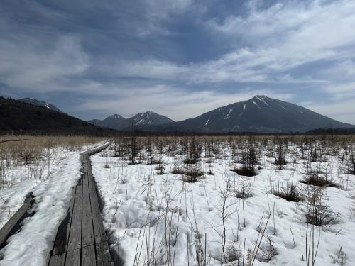 奥日光ハイキング　Okunikko Hiking and Yumoto Sulfur Hot Spring