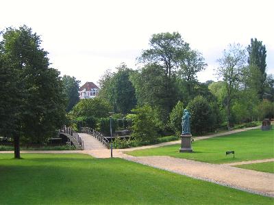 オデンセ (オーデンセ) − Ｈ．Ｃ．アンデルセンの生まれ故郷 Odense - H. C. Andersen’s birthplace