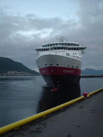 トロムソからトロンハイムまでHURTIGRUTENの旅