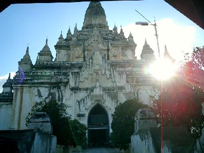 ミャンマー訪問記 「世界遺産の街」バガンその１