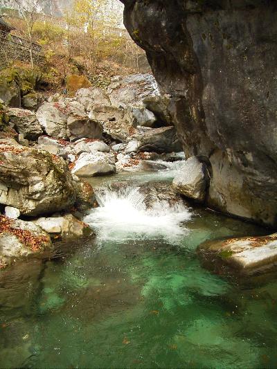 多摩川上流を歩く