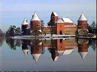 リトアニアの旅【１】　美しいリトアニアのトラカイ城