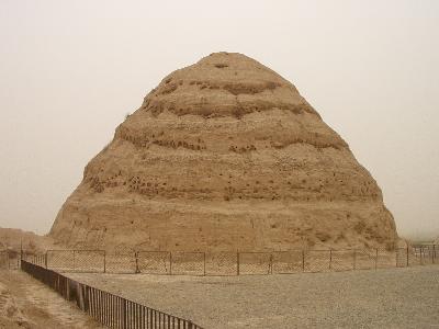 シルクロードの旅　西夏王陵　【銀川・寧夏回族自治区】