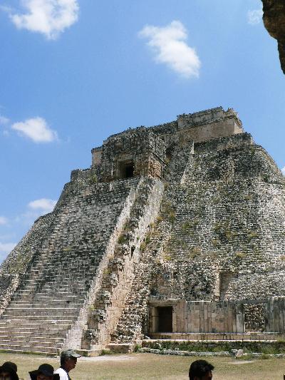 メキシコの旅【１４】　マヤ文明を代表する遺跡　ウシュマル