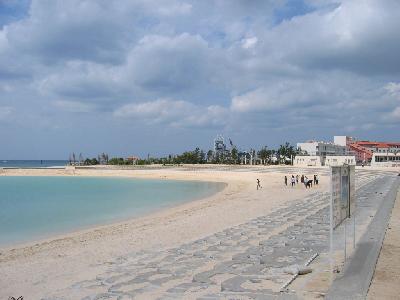 いよいよ2005年夏到来。海です