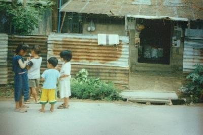 タチレク・ミャンマー・街裏の・駄菓子屋さん