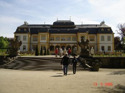 夏の城　ファイツヘヒハイム城