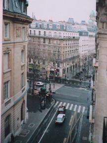 パリの朝