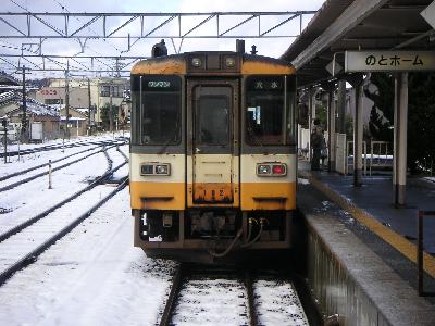 能登鉄道で行く温泉の旅。