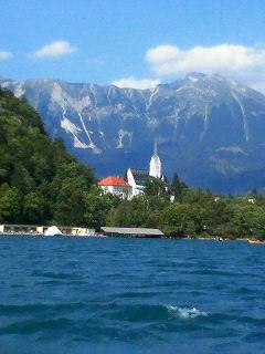 国名に唯一”LOVE”の入る国