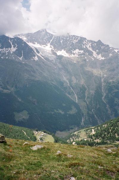 2001年7月スイスの旅【3】　ホーサースからサースグルント