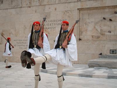 ギリシャの旅：アテネの隠れ名物、衛兵の交代式