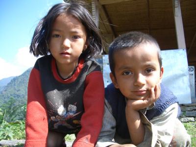 アンナプルナ内院を歩く。荒れ模様の天気に。　その　２