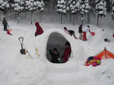 親子でスキー場　雪遊び初体験　滋賀県朽木スキー場