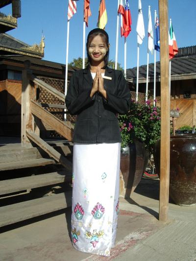 微笑みの国ミャンマー?2006/1/9＜バガン午前の観光＞