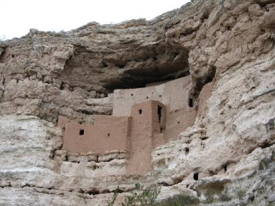 Montezuma Castle　National Monument