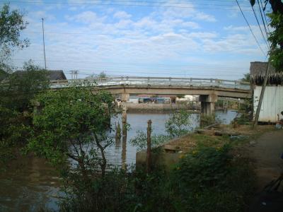 ヴィンロンへの船の旅?　朝のヴィンロン