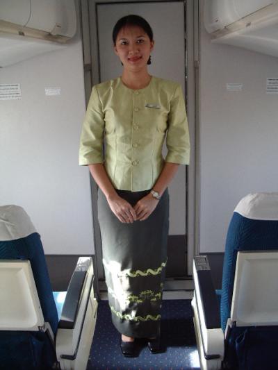 微笑みの国ミャンマー?2006/1/11＜ニャウンシュエ＞