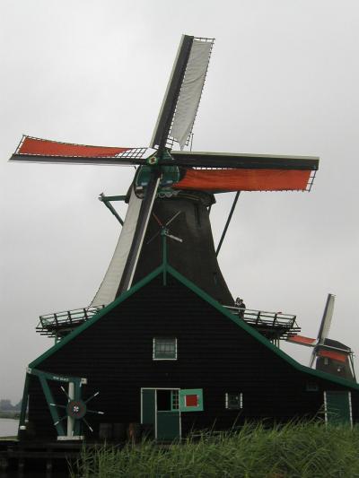 アムスからの小旅行「ザーンセ・スカンスの風車村」