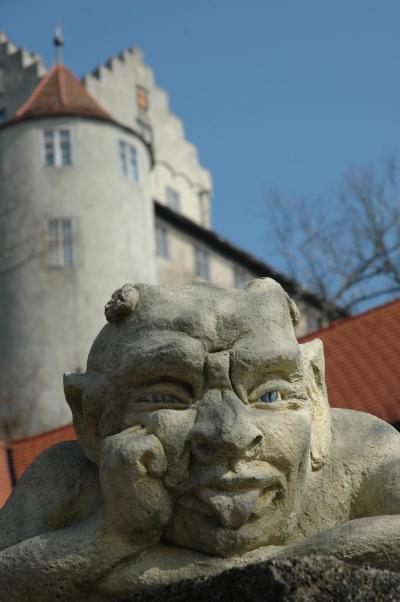 Ｍｅｅｒｓｂｕｒｇ　ボーデン湖ほとりの美しい町。