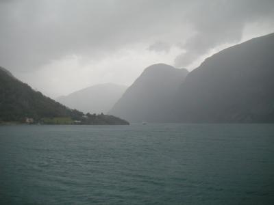 ソグネフィヨルドからフロム鉄道の旅