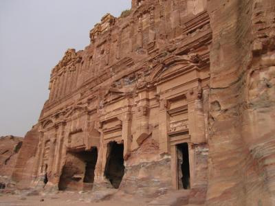 ナバテア人の秘密の要塞都市、ペトラ大冒険！！