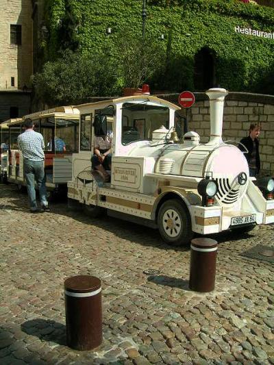 GW南仏母娘旅(4)アヴィニョンプチトラン